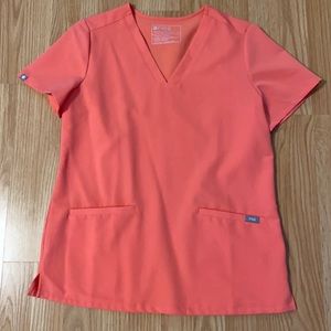 FIGS Casma Three Pocket Scrub Top